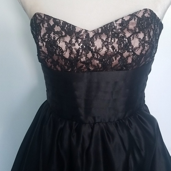 Betsey Johnson Black & pink strapless bubble dress - Picture 2 of 3